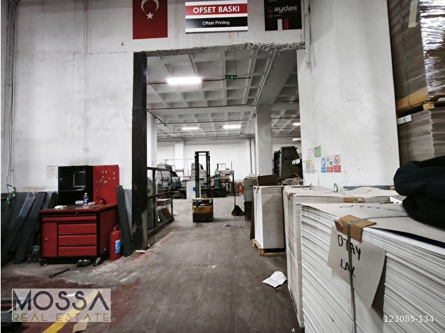 Esenyurt Akçaburgazda 2.750 m² Kiralık Depo antrepo Fabrika - Görsel 8