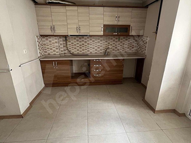 1 EMLAKda FIRSAT...! CADDE ÜZERİ ÇARŞI MERKEZ SATILIK 3+1 DAİRE - Görsel 7