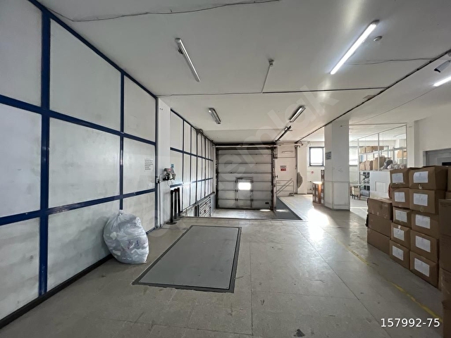 MERKEZDE METROYA YAKIN KİRALIK 4000 M2 İŞYERİ DEPO OFİS - Görsel 22