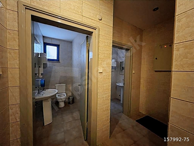 MERKEZDE METROYA YAKIN KİRALIK 4000 M2 İŞYERİ DEPO OFİS - Görsel 26
