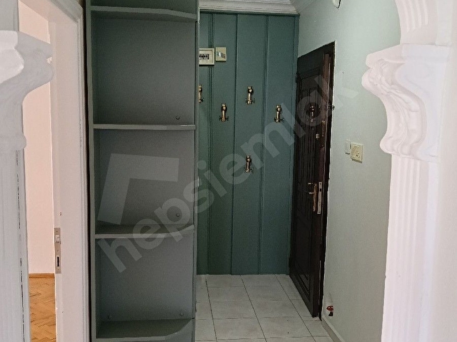 GELİBOLU merkezde 1. Noter üstü SATILIK OKAZYON 3 +1 Daire