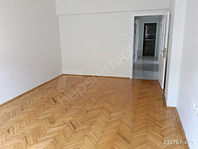 GELİBOLU merkezde 1. Noter üstü SATILIK OKAZYON 3 +1 Daire - Görsel 3