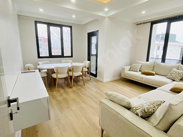 KARLIBAYIR MAH BELEDİYE YAKINI EMSALSZ LÜX ARAKAT 2+1 DAİRE