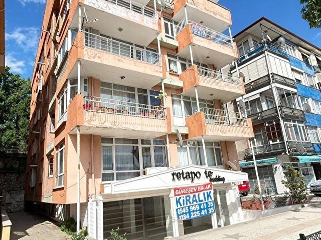 ANA CADDE ÜZERİ KELEBEK MOBİLYA YANINDA 2 BALKONLU ARA KAT 4+1 KİRALIK DAİRE - Görsel 27