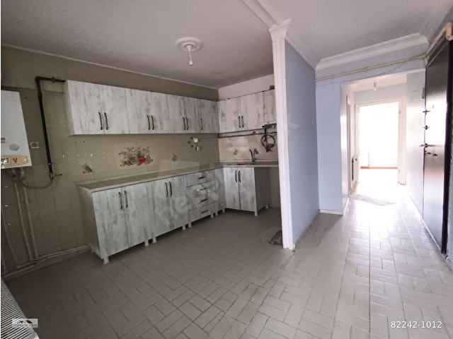 ENGİNDENİZ EMLAKtan ÇARŞI MERKEZDE SATILIK 2+1 ODA DAİRE - Görsel 4