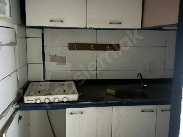 ATAŞEHİR YENİSAHRA MAH E.5 YÜRÜME MESAFEDE 150m2 DÜZ GİRİŞ KİRAL - Görsel 18
