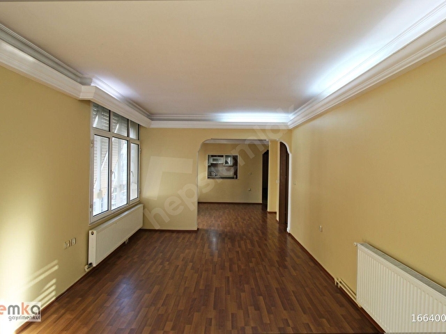 Hatayda İnönü Caddesi Yakını, Bakımlı, Geniş, Kiralık 3+1 Daire