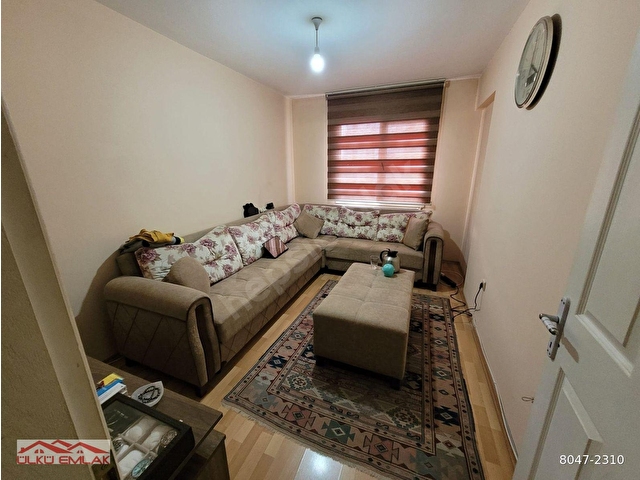 Alaybey Merkezde Sahile Yakın 3+1 Asansörlü Ara kat Daire - Görsel 4