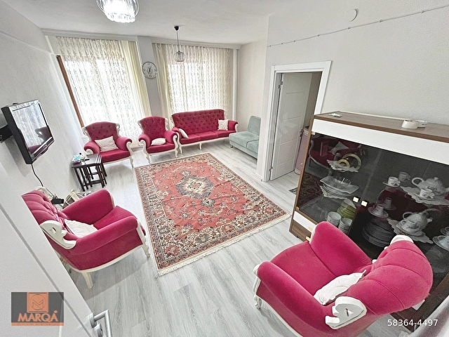 AŞAĞI EĞLENCE MERKEZDE 2+1, 100M² FUL EŞYALI KİRALIK DAİRE !! - Görsel 17