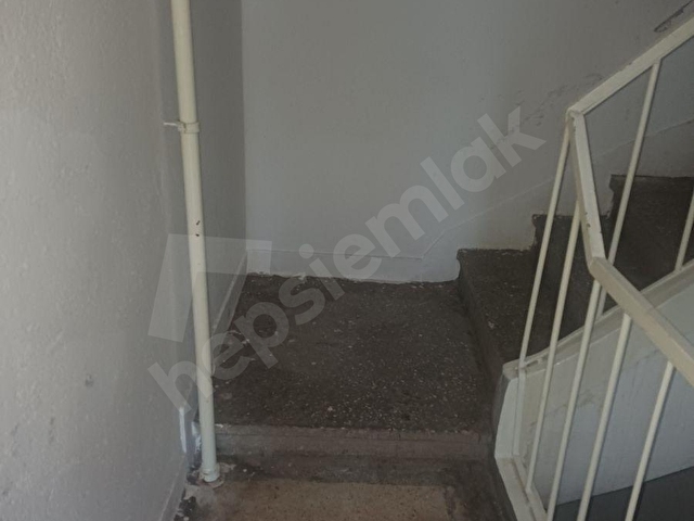 KİRALIK 3+1 DAİRE YENİ MAHALLEDE TÜRK TELOKM YANINDA 3CÜ ARA KAT - Görsel 8