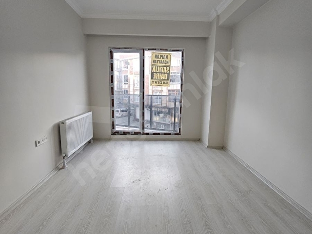 Arnavutköy Merkezde | 3+1 115 m² + 35 m² Teras | OTOPARKLI - Görsel 16