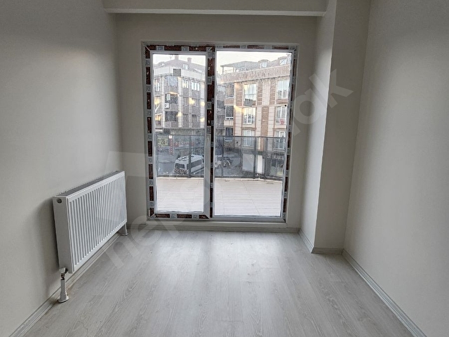 Arnavutköy Merkezde | 3+1 115 m² + 35 m² Teras | OTOPARKLI - Görsel 13