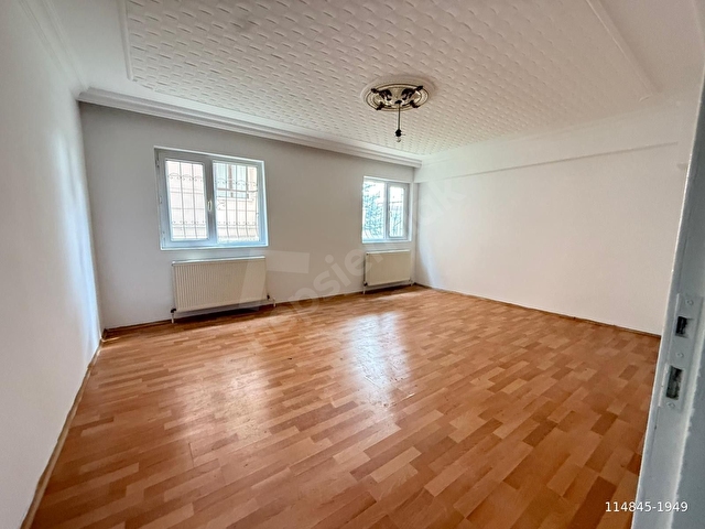NATOYOLU CADDE YAKINI CEPHELERİ AÇIK GENİŞ 3+1 SATILIK DAİRE