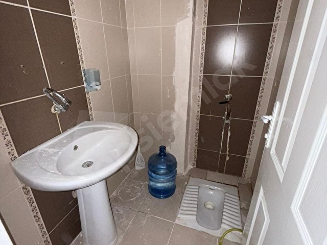 NATOYOLU CADDE YAKINI CEPHELERİ AÇIK GENİŞ 3+1 SATILIK DAİRE - Görsel 16