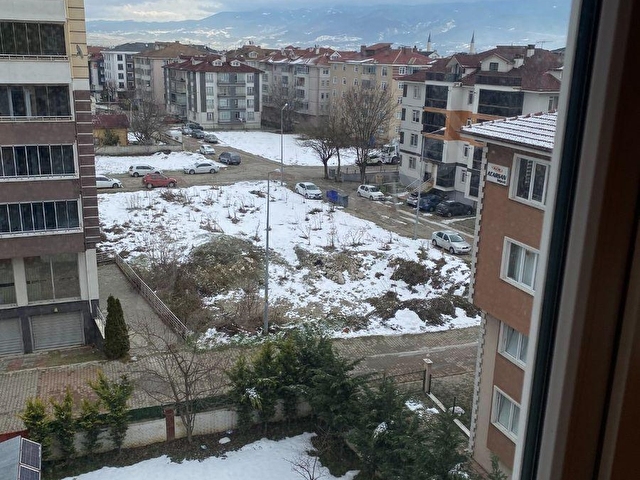 2+1 AMERİKAN MUTFAKLI BAKIMLI DAİRE - Görsel 13