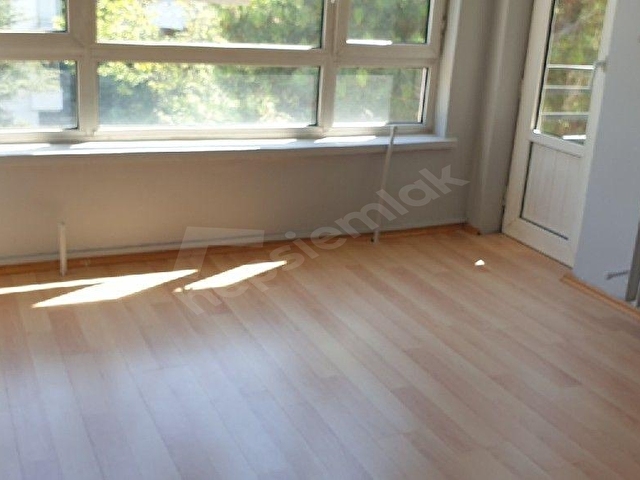 CANDAN CADDE ÜSTÜ ARA KATTA DAİRE - Görsel 4