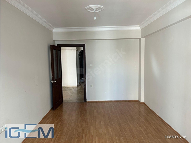 ÇORLU MUHİTTİN OMURTAK CADDESİ ESKİ SALI PAZARI GİRİŞİNDE SATILIK 3+1 LÜKS DAİRE - Görsel 24