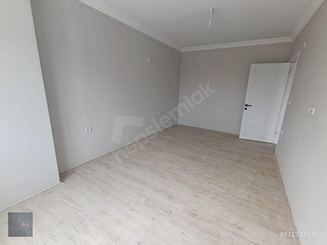 &KERİMDEN AYVACIKDA SATILIK ARA KAT KAPALI MUTFAK GENİŞ DAİRE - Görsel 12