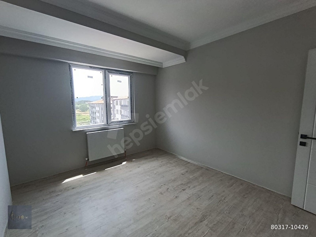 &KERİMDEN AYVACIKDA SATILIK ARA KAT KAPALI MUTFAK GENİŞ DAİRE - Görsel 8