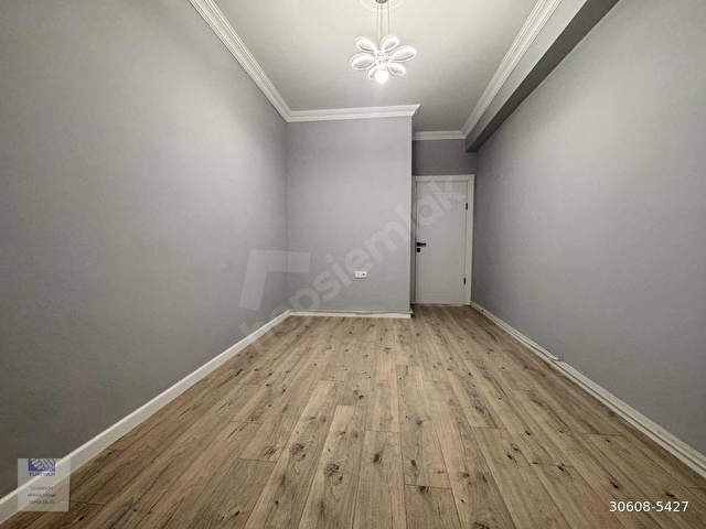 MERKEZ MAHALLESİNDE KAPALI OTOPARKLI ÇİFT BALKONLU 2+1 DAİRE - Görsel 21