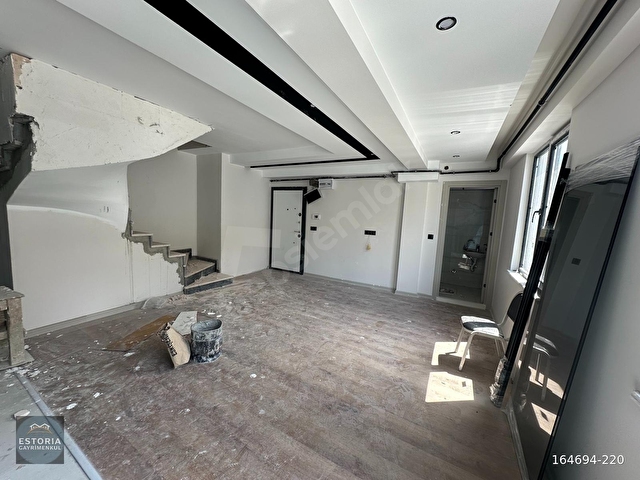 ESTORIADAN KUMLUBEL ESENLİDE 3+1 KULLANIŞLI DUBLEKS DAİRE - Görsel 4