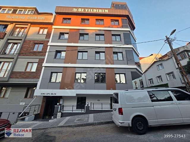 ÇEKMEKÖY MERKEZ MH. 5+2 DUBLEKS ÇİFT GİRİŞLİ 250M2 SATILIK
