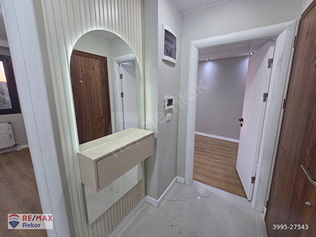 ÇEKMEKÖY MERKEZ MH. 5+2 DUBLEKS ÇİFT GİRİŞLİ 250M2 SATILIK - Görsel 29
