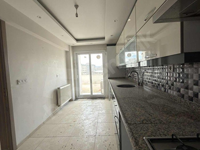 MANİSA MURADİYE MAH. 2+1 K. MUTFAK TERASLI KİRALIK DAİRE - Görsel 13