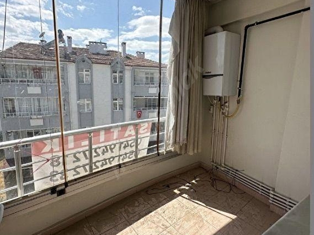SEZER GAYRİMENKUL’DEN ŞEHİR MERKEZİ FIRSAT 2+1 DAİRE - Görsel 5