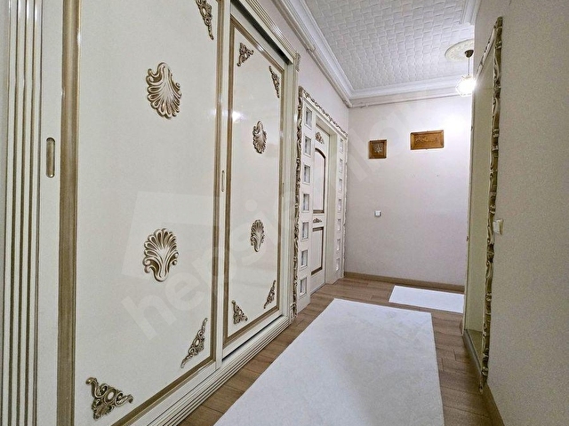 Garanti Emlaktan - Saray Mimarisine Sahip - 145 m² Fırsat Daire - Görsel 27