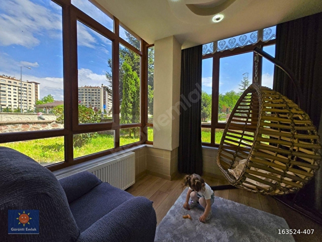Garanti Emlaktan - Saray Mimarisine Sahip - 145 m² Fırsat Daire - Görsel 22