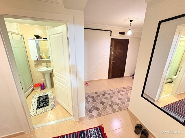 NUR EMLAKTAN BAŞAKTA ÖN CEPHE 3+1 GİRİŞ KATTA DAİRE - Görsel 3