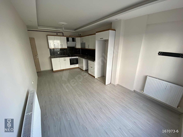 MURADİYE ÇARŞI İÇİNDE ARA KAT SATILIK 2+1 DAİRE