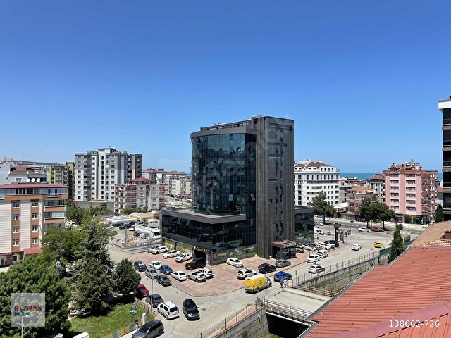 TRAMVAYIN ALTINDA YOLA CEPHE DENİZ MANZARALI SATILIK EŞYALI 1+1 - Görsel 22