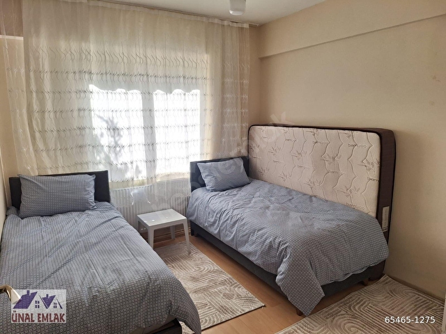ÜNAL EMLAKTAN 100.YIL MAHALLESİNDE KİRALIK EŞYALI 1+1 DAİRE - Görsel 12