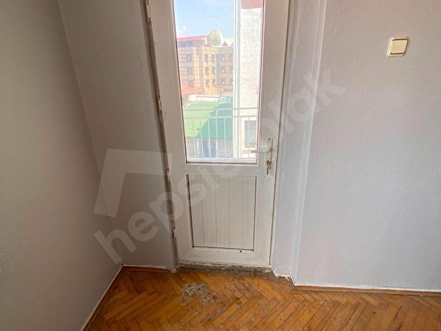 IŞIKLAR MAHALLESİ SİVRİHİSAR CADDESİ ÜSTÜNDE YATIRIMLIK 2+1 DAİRE - Görsel 3