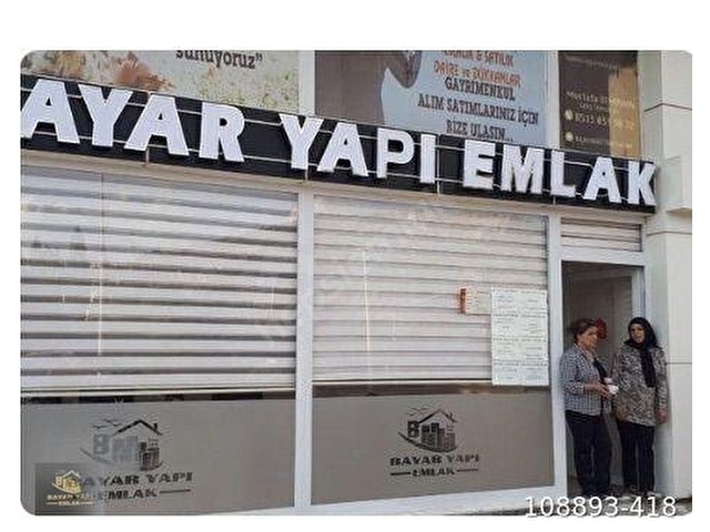ELMALI DÖNER KAVŞAKTA ANA CADDE ÜZERİ KİRALIK  DÜKKAN