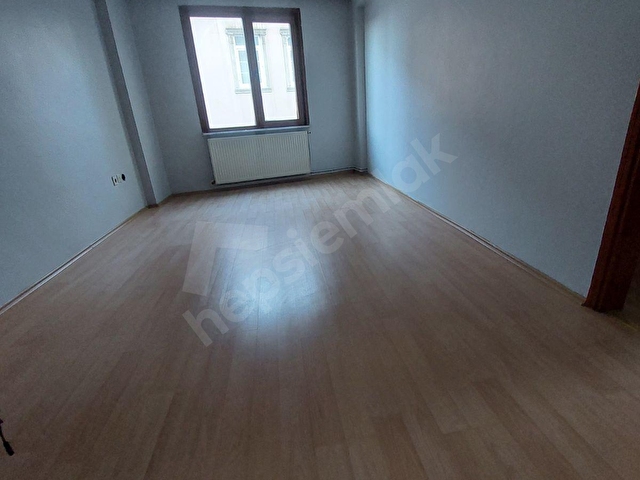 EYÜPSULTAN RAMİ DE ÇARŞININ BİTİMİNDE ARA KAT KİRALIK DAİRE - Görsel 19