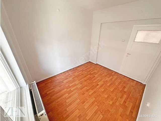 HASTANE YAKINIETLİK CADDESİ ÜZERİ ARA KAT YENİ BOYALI TEMİZ 3+1 - Görsel 10