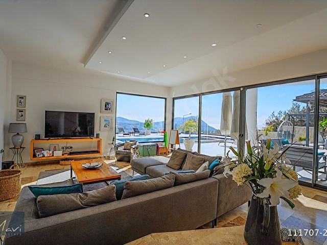 Kalkan Ortaalanda 6+2 lüks ful eşyalı geniş villa satılık - Görsel 24