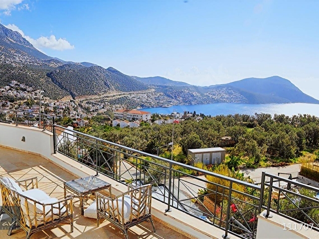 Kalkan Ortaalanda 6+2 lüks ful eşyalı geniş villa satılık - Görsel 18