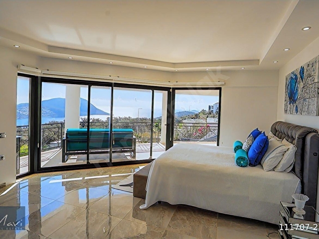 Kalkan Ortaalanda 6+2 lüks ful eşyalı geniş villa satılık - Görsel 10