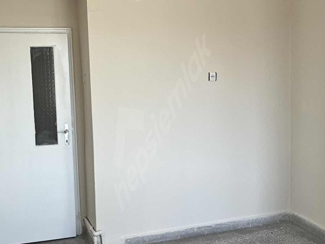 BAĞDAT CADDESİ ÜZERİNDE SATILIK 3+1 GENİŞ DAİRE - Görsel 4