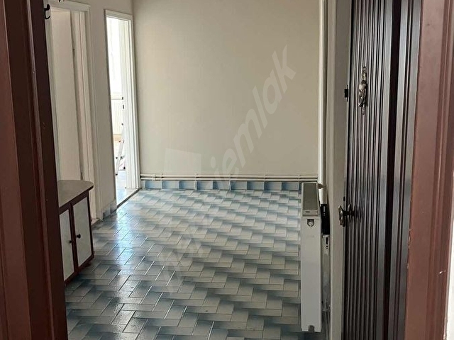 BAĞDAT CADDESİ ÜZERİNDE SATILIK 3+1 GENİŞ DAİRE - Görsel 5