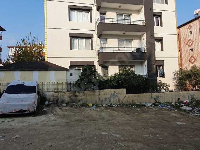 HATAY ANTAKYADA UFUK PETROL ARKASI SARAYCIKTA SATILIK HEM BÖLÜNMÜŞ DUBLEKS VE SATILIK YÜKSEK GİRİŞ K