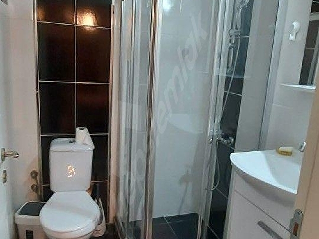 Eşyalı,Otoparklı,10 Yaşında Binada,3 Cephe - Görsel 15