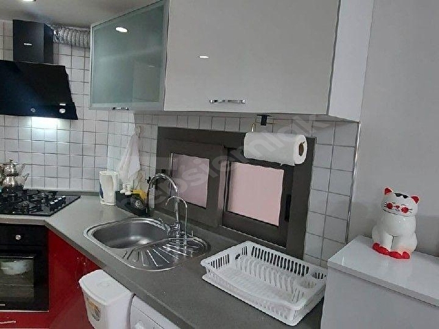 Eşyalı,Otoparklı,10 Yaşında Binada,3 Cephe - Görsel 24