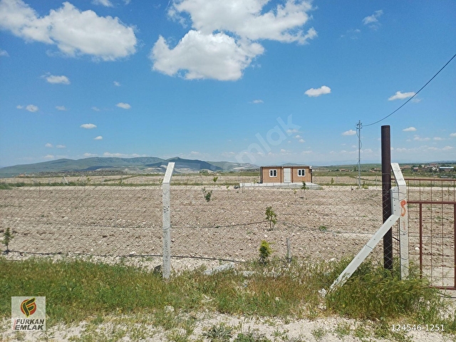 İNCESU SÜKSÜNDE SATILIK PREFABRİK EV ve 2204 m2 ARSASI - Görsel 3