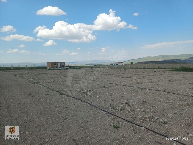 İNCESU SÜKSÜNDE SATILIK PREFABRİK EV ve 2204 m2 ARSASI - Görsel 7