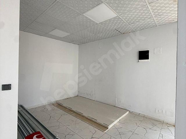 MEZİTLİ PEGOUET ÖĞÜTLER ARKASI GMK 50 METRE ÇOK AMAÇLI DÜKKAN - Görsel 15